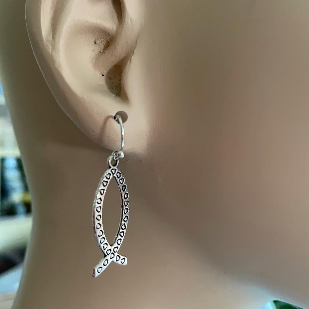 Silver Plated Ichthys symbol or Jesus fish Earrings with Stamped Hear…